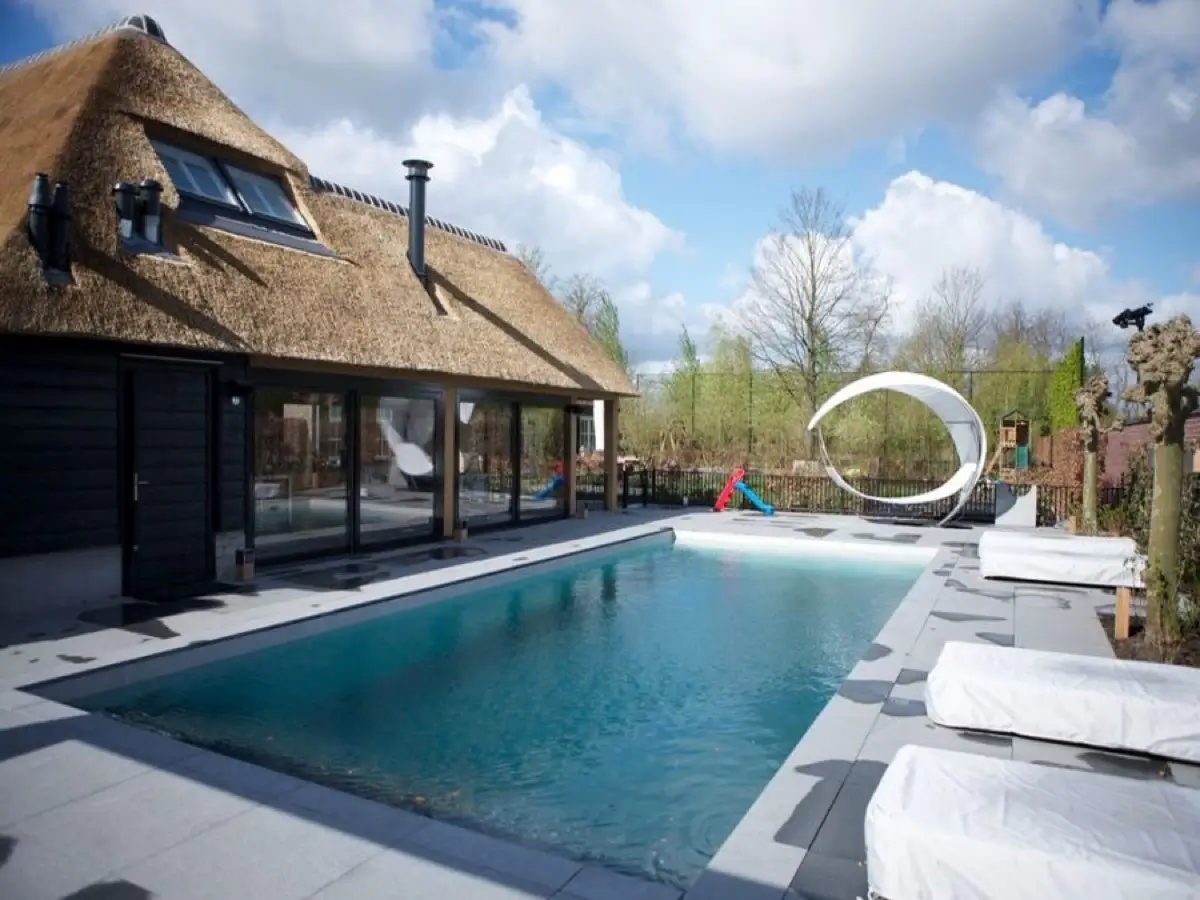 Terras over zwembad prijs